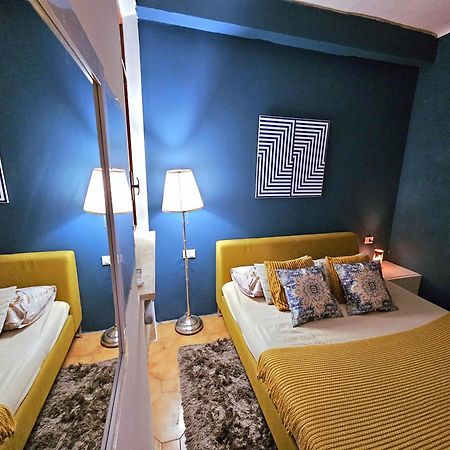 Ama Ferrara Apartment Екстериор снимка