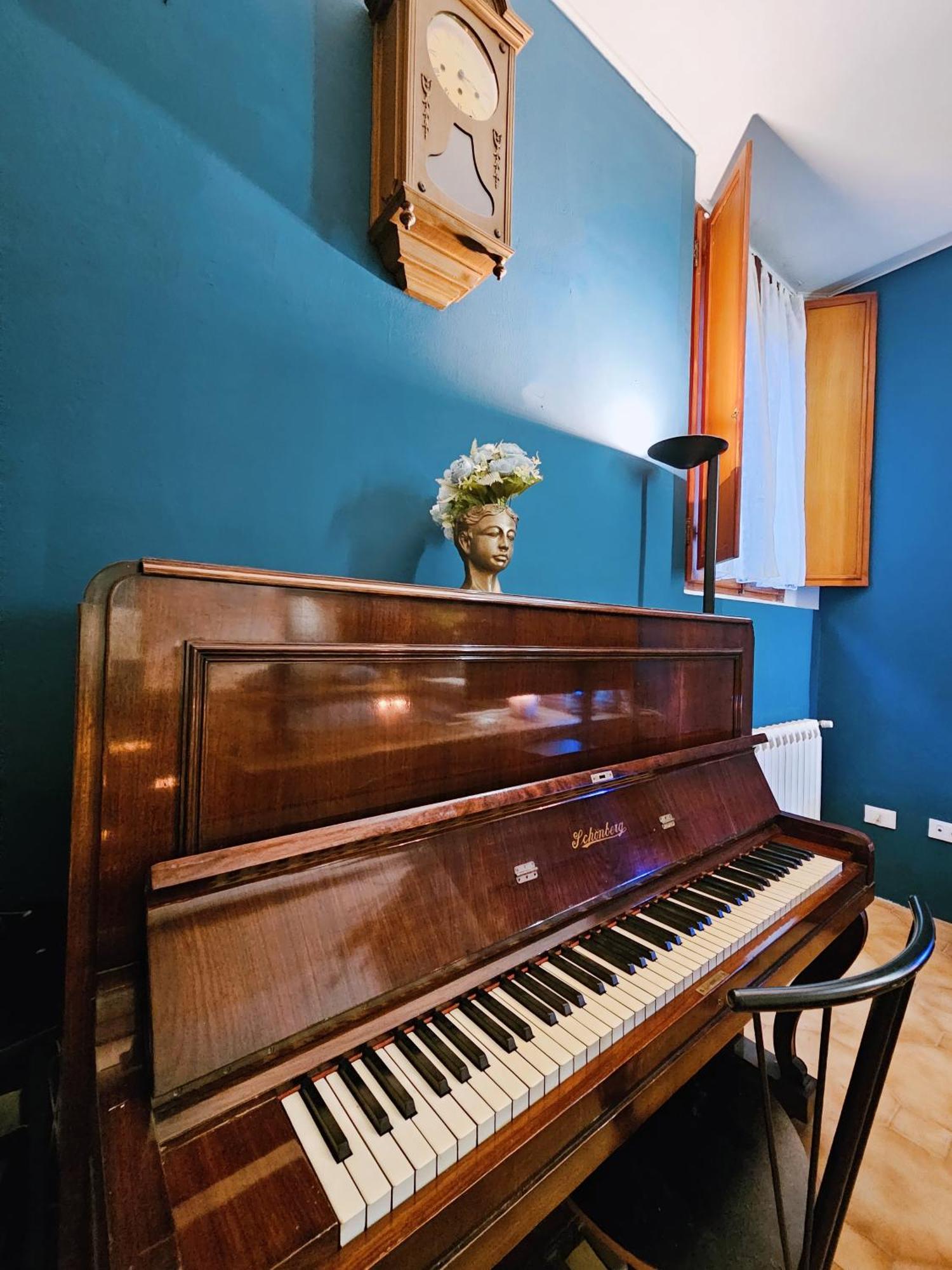 Ama Ferrara Apartment Екстериор снимка